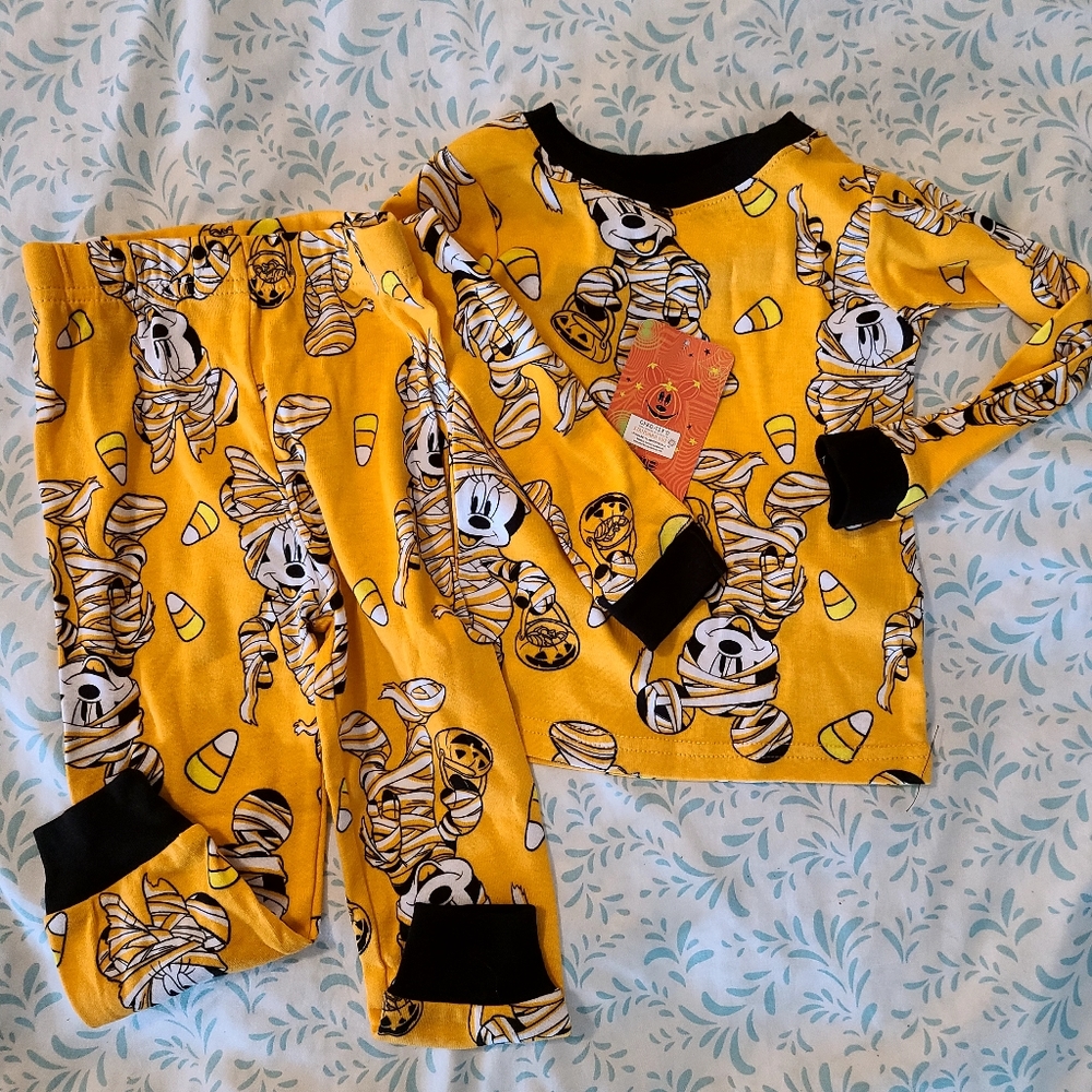 NWOT Disney Halloween 2 piece set 2T
